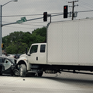 Key Differences Between Truck Accidents & Car Accidents